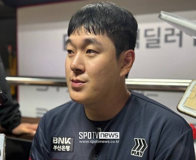 첫 홈런에도 웃지 않았다, 울컥한 롯데 천재타자