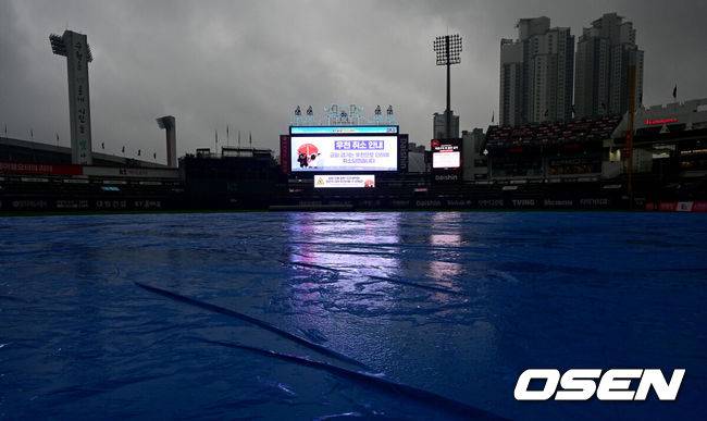 ‘아뿔싸’ 롯데 위닝시리즈 도전 무산…수원 KT-롯데전 우천 취소→추후 편성 [오!쎈 수원]