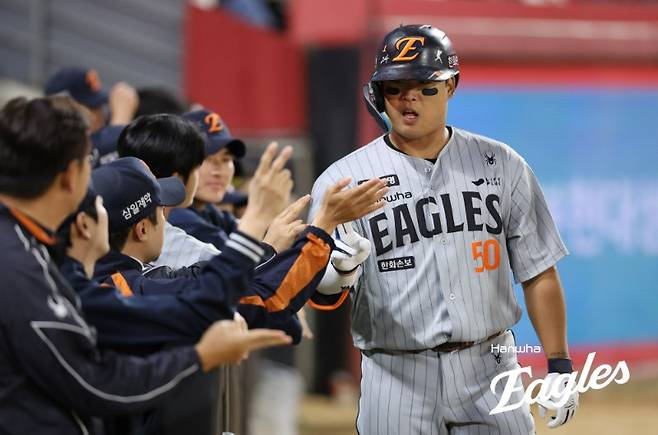 ‘시즌 6호포’ 강백호, 홈런 치고 차까지 가져간다… 홈런존 직격, 셀토스 제공받는다