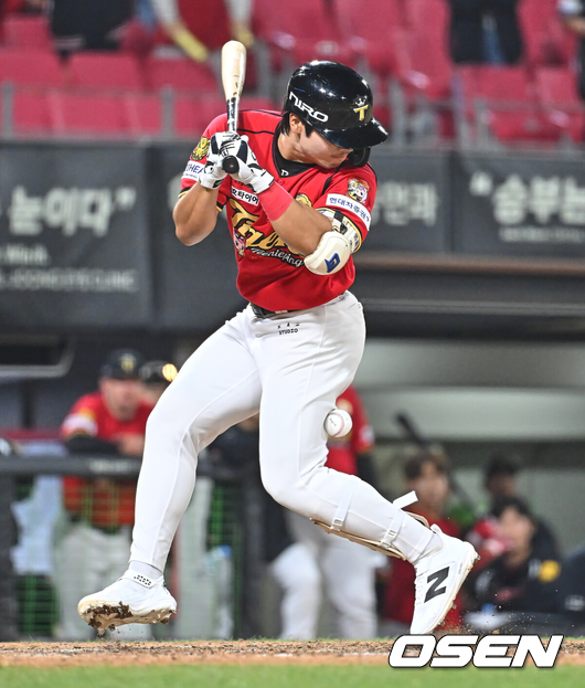 사구→사구→안타→안타→볼넷, 돌아온 김서현 0아웃 4실점...난감한 한화 이겨도 웃을 수 없다 [오!쎈 광주]