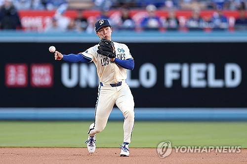 김혜성, 터질 것이 터졌다? 무키 베츠, 재활 경기 스케줄 확정→다저스 로스터 정리 수순…美 현지는 'KIM 생존' 전망