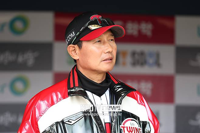 1위보고 달리는데 시범경기 라인업이 웬 말…LG 박해민까지 아프다, 연속 출전 문제 없나