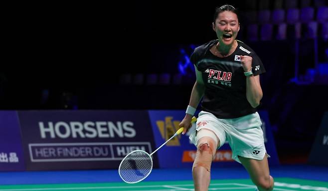中 천위페이, 韓 김가은에 0-2 완패했는데 '드림팀'이라니…'한국 2-3 중국' BWF 해설자 대체 왜 이러나