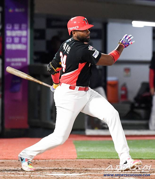 KBO 역사상 최초 기록 탄생, 김도영 지분도 있다?