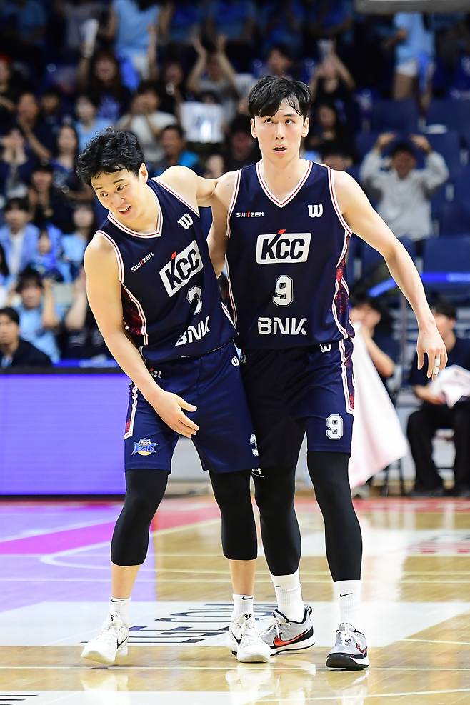 [IS 부산] '최준용 5반칙 퇴장 극복' 팀 KCC, 챔피언결정전 우승 확률 100% 잡았다…소노 상대 시리즈 3전 전승 '압도'
