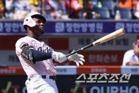 '어제 5시간5분 뛴 팀이 맞나...' 2홈런+14안타 폭격 한화, LG에 11-3 복수 성공. 왕옌청 6.1이닝 3실점 3승[대전 리뷰]