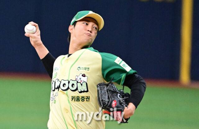 “의사도 이런 케이스(안우진) 거의 없다고…” 부상의 시대에 팔+어깨 고치고 160km, KBO 최고에이스는 더 강해진다