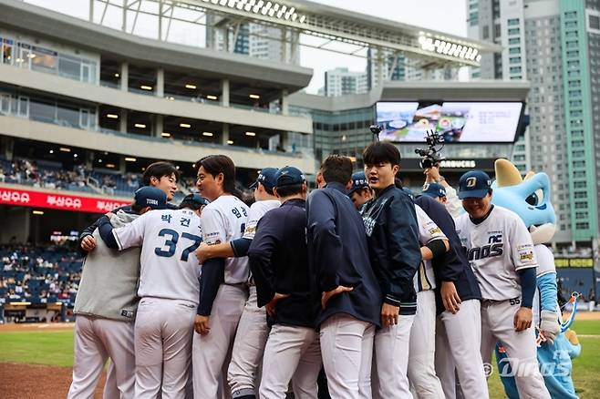 “약속은 했지만, 체감은 없다”…좌석 점유율 67%→‘텅 빈 관중석’이 말해주는 NC의 현실 [SS이슈]