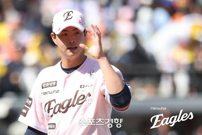 한화 위닝시리즈 이끈 ‘불꽃야구’ 박준영 “내게는 잊지 못할 경기” 육성선수 출신 신인으로 데뷔전 승리투