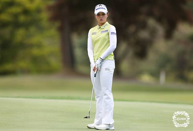 박현경 ‘2연속 준우승’ 아쉬움 떨친 대기록…KLPGA 4번째 통산 상금 ‘50억 원 돌파’ [오태식의 골프이야기]