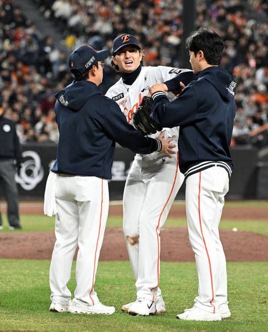 한화 대반격 시작하나, 외인 듀오 복귀→선발진 정상화 초읽기…김경문 감독