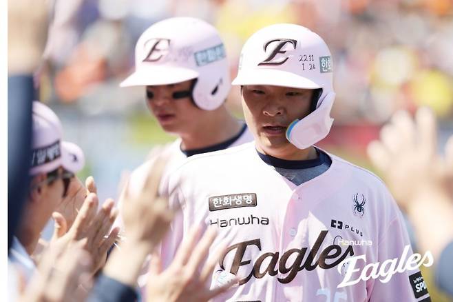 한화 채은성 없으면 힘들 줄 알았는데, 구세주는 가까이 있었다… 그림자 뒤집으면 빛이다