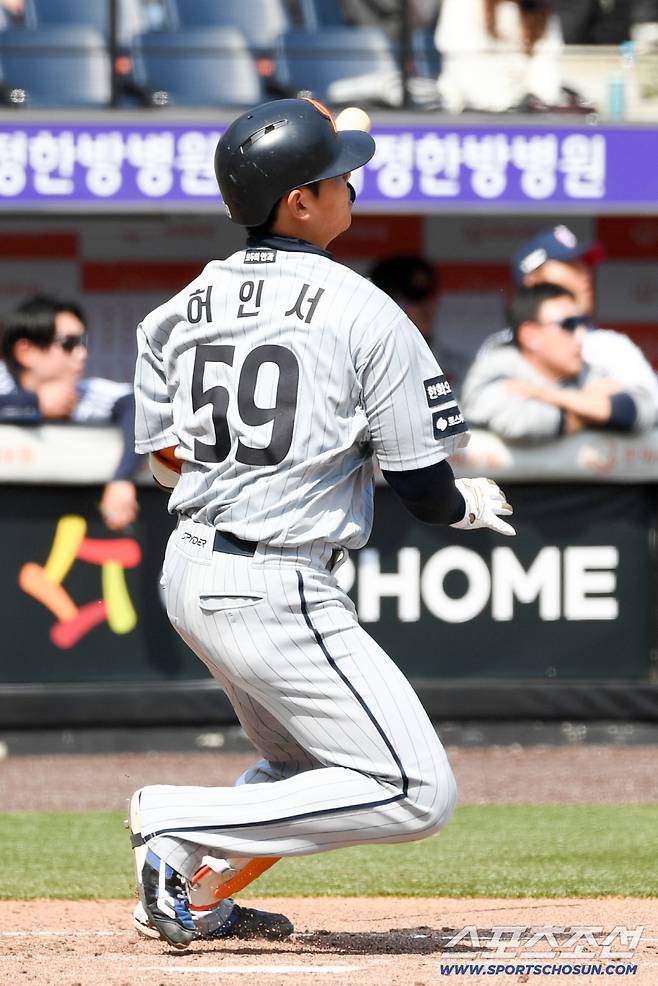 5명이 33홈런 '폭격', 라팍팀 삼성보다 더 많이 쳤다…총체적 난국 → 벼랑끝 대반전, '평균 25.2세' 독수리 5형제 있었네