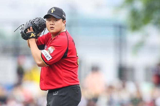 KIA 드디어 트레이드 성적표 인쇄한다… 데일 밀어낸 유망주+150㎞ 불펜 ‘가능성 활활’