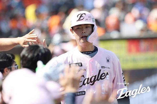 “선발 붕괴? 문제없다”→5월 팀 타율 0.335 ‘압도적 1위’…한화, 화력으로 버틴다 [SS포커스]