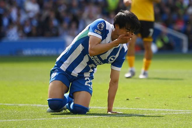 日 축구 최악의 사태…'EPL 맹활약' 최고 스타, 2026 월드컵 OUT→햄스트링 부상+최소 2개월 결장