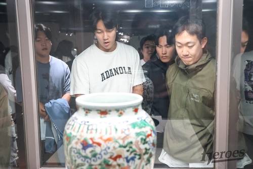 “다시 160㎞ 던질 수 있다”…안우진, 수술 앞둔 문동주에 진심 어린 조언