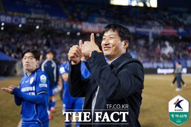 '추앙'은 끝났다...‘수원 이정효’, 이제는 결과로 증명할 시간 [이영규의 비욘더매치]