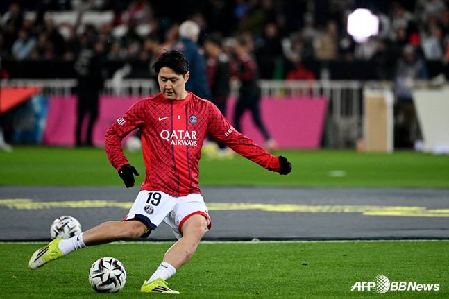 'EPL 러브콜' 이강인 이적 가능성 더 커졌다