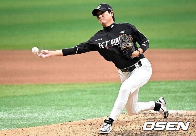 KBO 유일 진기록, '80승-90세이브-120홀드' 41세 베테랑, 생애 첫 KS 꿈꾸다 “설레발 NO”
