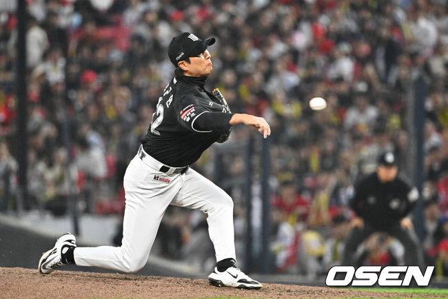 KBO 유일 진기록, '80승-90세이브-120홀드' 41세 베테랑, 생애 첫 KS 꿈꾸다 “설레발 NO”