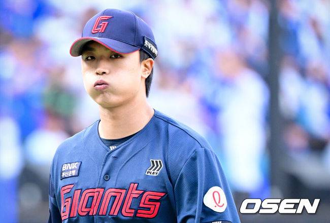 '또 롯데 최초 도전' 신인 필승조의 성장통은 짧았다…의심은 사라졌고 패기 되찾았다