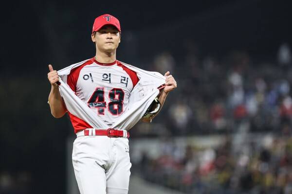 '복귀 절차 착착' KIA 152km 우승 필승조, 4번째 등판서 만루 무실점→홀드 수확…KIA 좌완 불펜진 부담 덜까