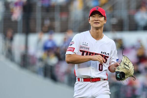 '복귀 절차 착착' KIA 152km 우승 필승조, 4번째 등판서 만루 무실점→홀드 수확…KIA 좌완 불펜진 부담 덜까