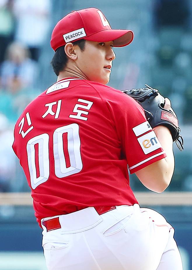 [IS 포커스] '무리수인가, 승부수인가' 빅리그 출신 화이트의 빈자리를 '일본 독립리그 선수'로 채운다?