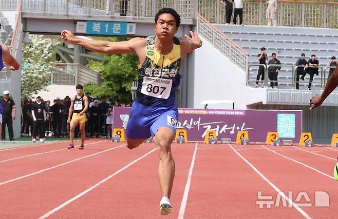육상 조엘진, 100m '비공인 10초09'…한국 기록과 0.02초 차