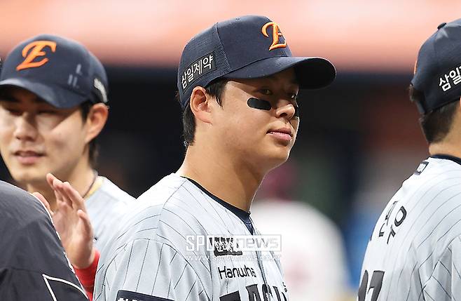 한화 시즌 첫 승승승 질주! 김경문 감독