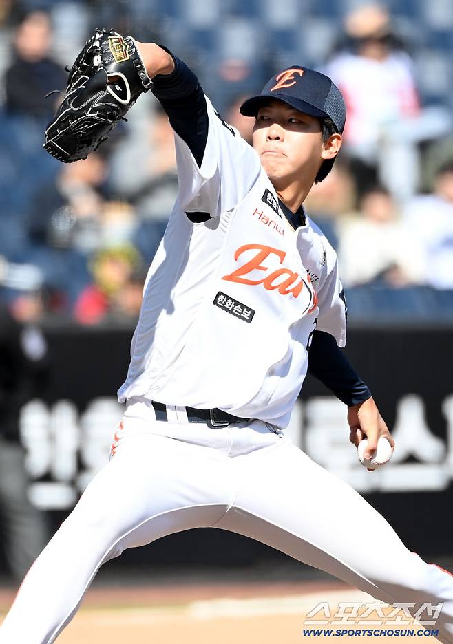 '2군행' 황준서 무력 시위! 137㎞ 직구로 삼성 농락 → '7이닝 1실점 역투. ERA 0.53' 1군아 기다려라