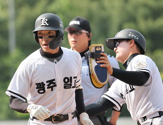 경남고 추격에 솔로포로 숨통 틔운 광주제일고 조휘원, 장타 두방으로 7-6 승리 이끌어[황금사자기 스타]