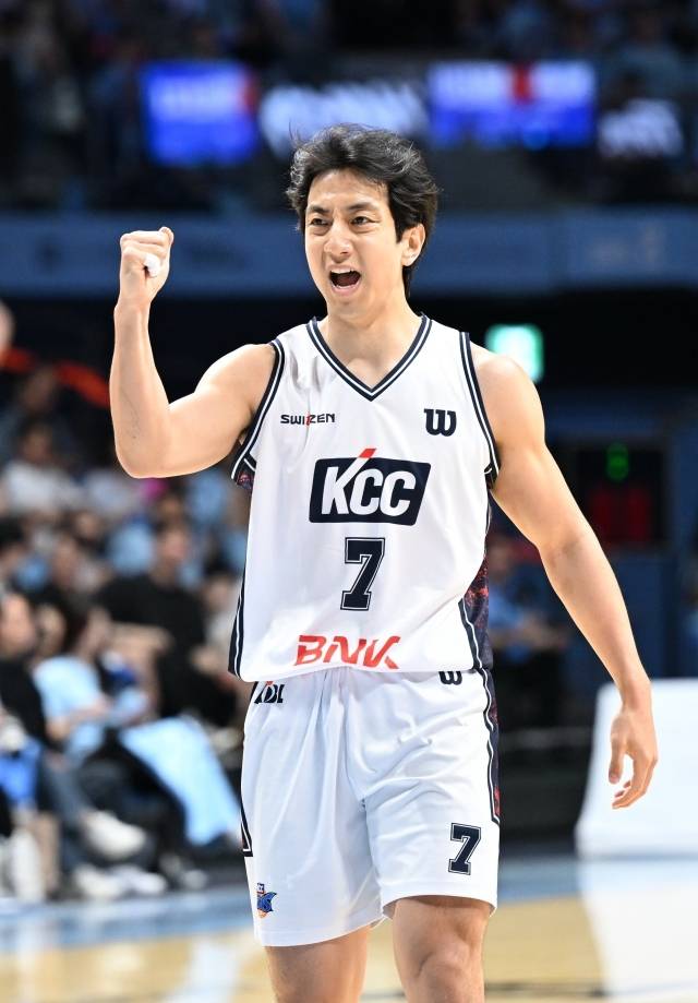 ‘슈퍼팀’ 최고였다! 초호화 군단 KCC, 진격의 소노 4승 1패 꺾고 창단 7번째 KBL 정상…파이널 MVP 허훈 [KCC V7]