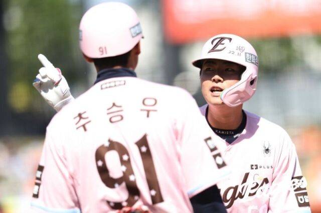 한화 허인서 거포 포수로 잘 성장하고 있는데 이것은 좀…어이 없는 1실점, 김경문 이래서 칭찬을 경계한다[MD고척]