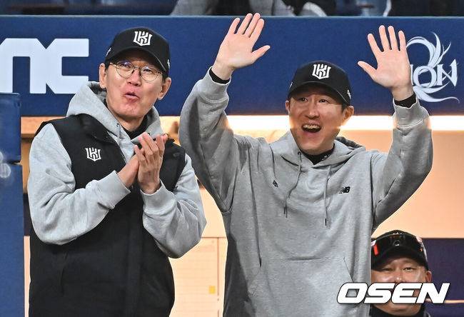 10구단 유일 ‘3연패’ 없는 팀이 있다…LG-삼성 다 제치고 단독 1위 질주→우승후보 급부상 “잘 버티고 있다” [오!쎈 수원]