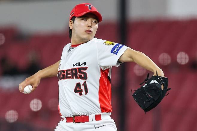 이범호의 그 조언, 이제 뜻을 알겠습니다… 무엇이 KIA ‘실질적 에이스’를 만들었나