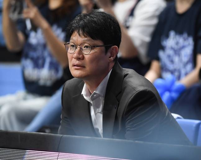 [공식발표] 이규섭, 원주 DB 사령탑 전격 선임!
