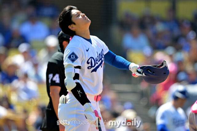 '로버츠 단호하네' 오타니 예고대로 선발 제외, '8번' 김혜성 vs '1번' 이정후 코리안빅리거 맞대결 성사