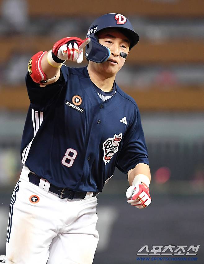 '1억 굴욕→또 2군행' 트레이드 초강수 컴백, '역대 최초' 시동 다시 걸었다