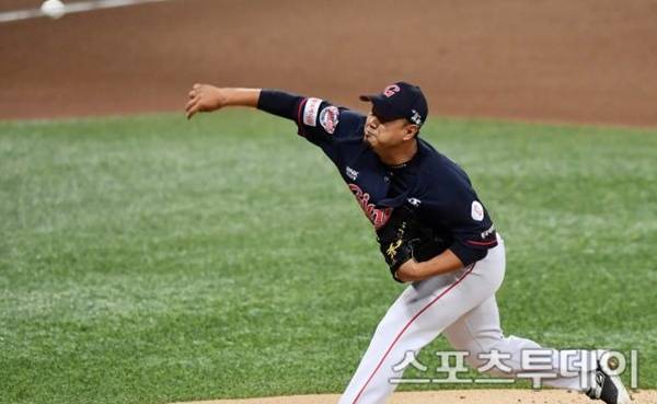'불꽃야구 합류' 송승준, 1억 빛투 논란…