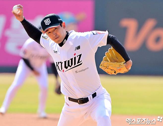 '잭 쿠싱 감사합니다' 한화와 마지막 날 SV, 멋진 이별→문현빈+페라자 홈런포로 완성…KT 5-3 제압+연승 질주 [수원:스코어]