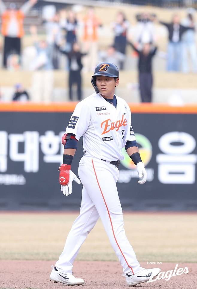 한화는 2군에도 타격기계 포수가 있다…2루타→홈런→안타 대폭발, 트레이드로 안방 메웠던 시절 끝났다