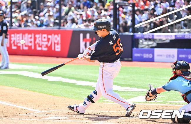 수원 온 강백호, 다시 제대로 인사드립니다…배제성 상대 선제 스리런 쾅! 친정 비수 꽂는 시즌 9호포 [오!쎈 수원]