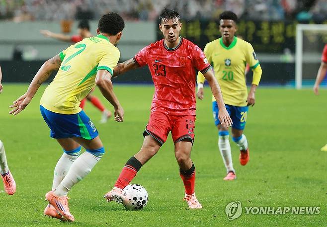 '혼혈 파이터' 카스트로프, 어머니 나라 대표해 월드컵 출격