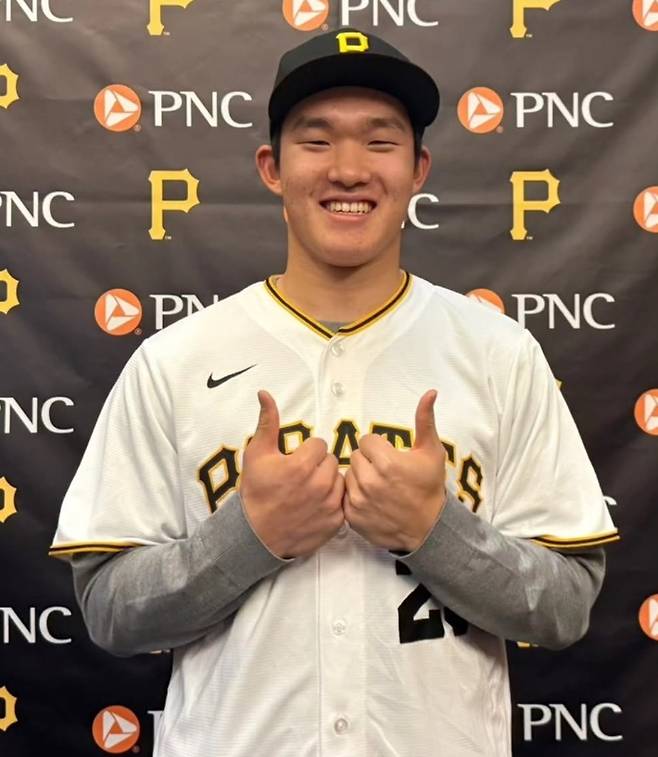 '16세에 MLB 직행' 이현승, 루키리그서 3안타 6타점 맹타→28-1 대승 이끌어…美 ESPN도 주목