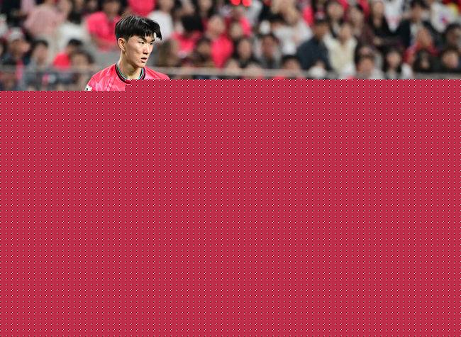'시즌 아웃' 황인범 몸 상태 확인한 홍명보...