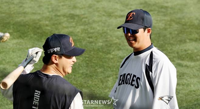 '리그 최다' 반복되는 낮 2시 게임에도 훈련 자청, 한화 4연속 위닝시리즈엔 이유가 있다
