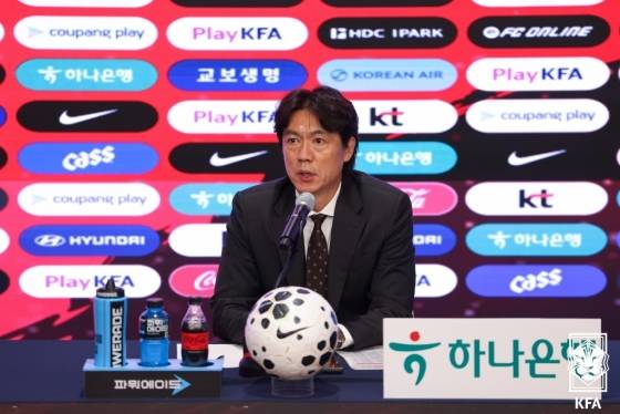 '도대체 왜' 월드컵 직전 102위·100위와 평가전 치를까, 홍명보 감독