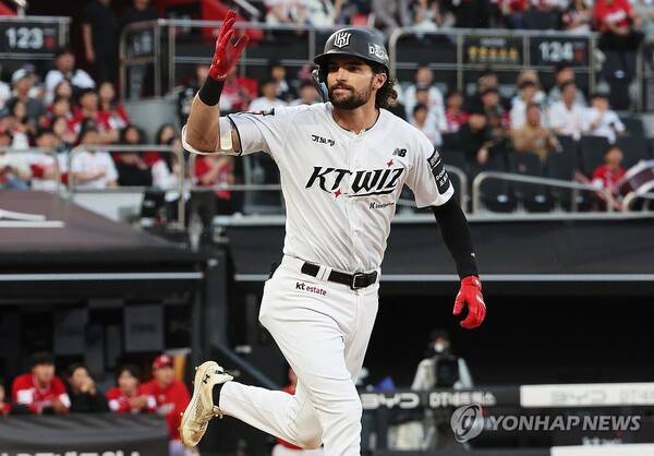 류현진 200승 물건너가나… kt wiz, 1회말부터 2-0 리드[수원에서]